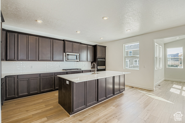 Photo 3 for MLS #2093902 at 5117 N Lukes St