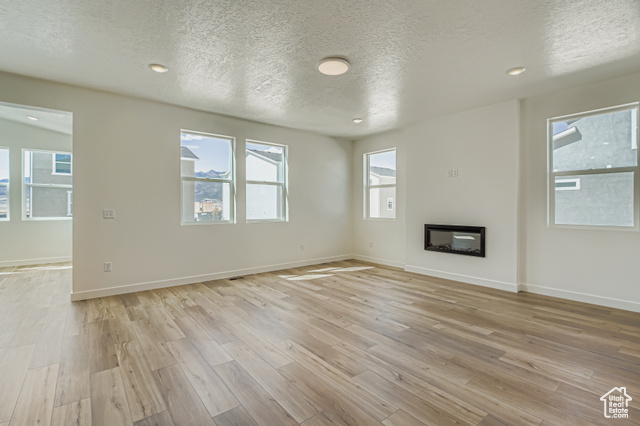 Photo 5 for MLS #2093902 at 5117 N Lukes St