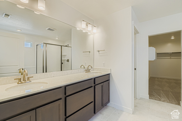 Photo 9 for MLS #2093902 at 5117 N Lukes St