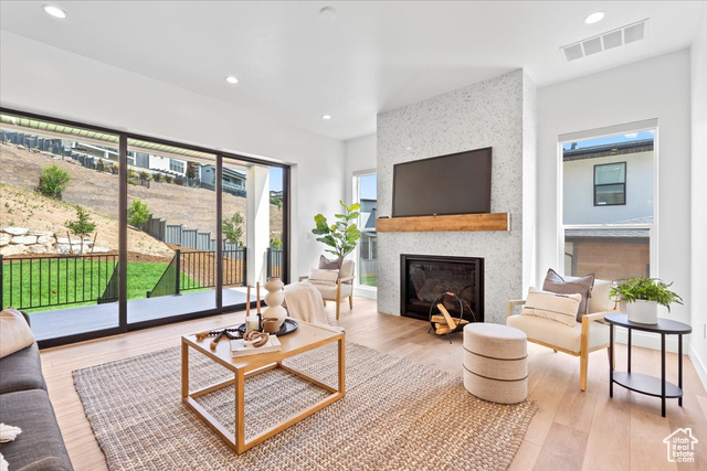Photo 4 for MLS #2093913 at 5554 N Fox Canyon Rd