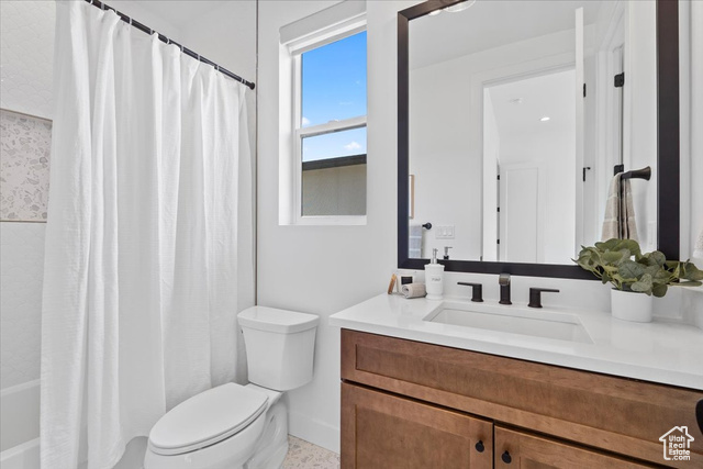 Photo 16 for MLS #2093913 at 5554 N Fox Canyon Rd