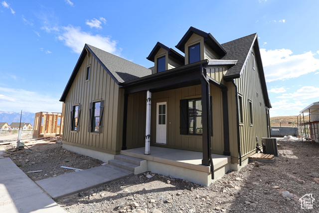 7214 S SAGE RUN RD, West Jordan UT 84081