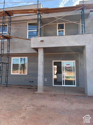 Photo 6 for MLS #2093921 at 1023 E Malibu Ln