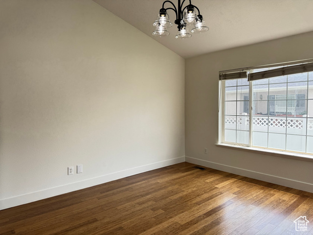 Photo 10 for MLS #2093934 at 511 W 40 North