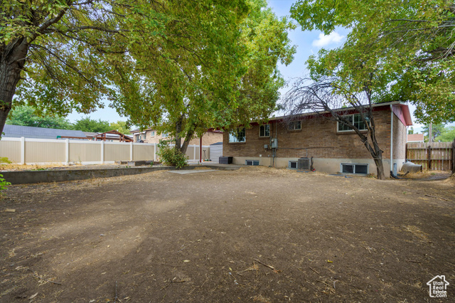 Photo 17 for MLS #2094052 at 8168 S Darin St