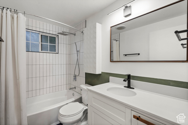 Photo 5 for MLS #2094052 at 8168 S Darin St