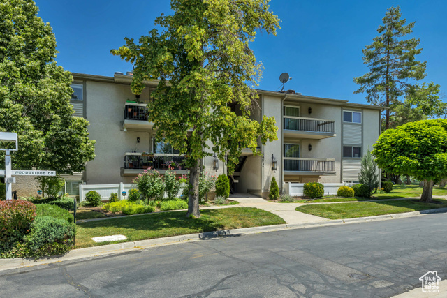 4851 S WOODBRIDGE DR #38, Holladay UT 84117