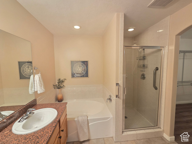 Photo 19 for MLS #2094142 at 1118 W Autumn Leaf Ln