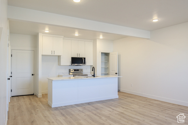 Photo 4 for MLS #2094152 at 227 W 690 North