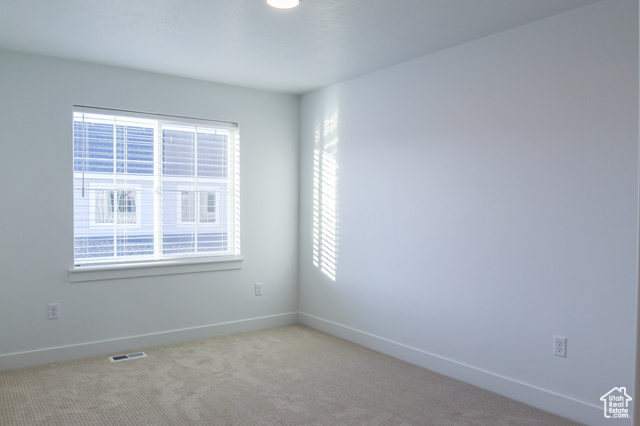Photo 14 for MLS #2094156 at 229 W 690 North