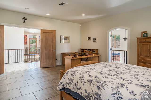 Photo 33 for MLS #2094184 at 557 S Woods View Cir