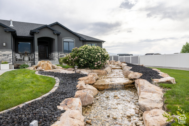 Photo 6 for MLS #2094221 at 4311 N Diamond Ln