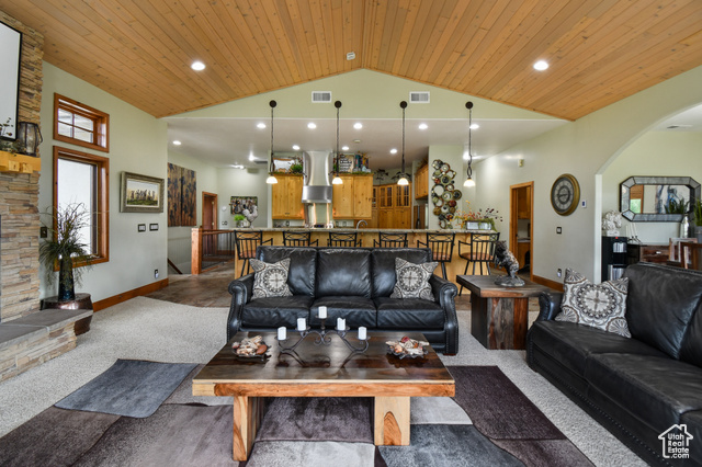 Photo 6 for MLS #2094223 at 1980 E Chalk Rd