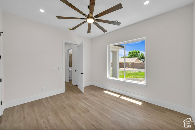 Photo 23 for MLS #2094227 at 21 W Elinor Ln
