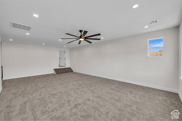 Photo 28 for MLS #2094227 at 21 W Elinor Ln