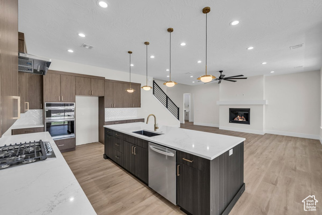 Photo 10 for MLS #2094227 at 21 W Elinor Ln