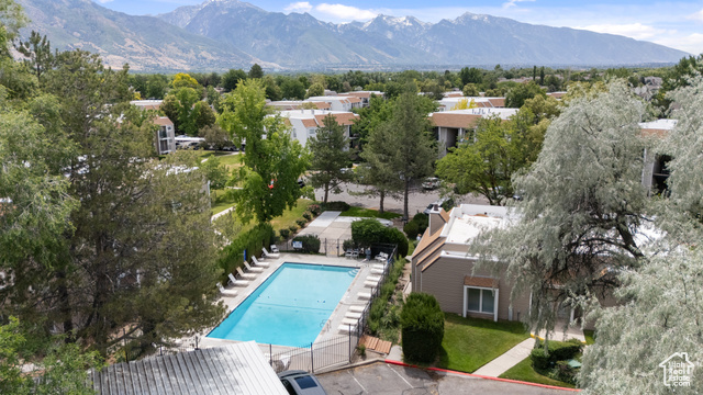 Photo 19 for MLS #2094232 at 1040 E Quail Park Dr #B