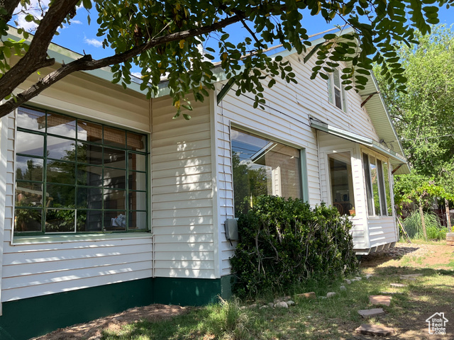 Photo 5 for MLS #2094235 at 102 N 300 East