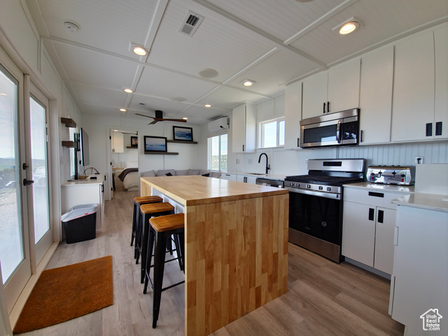 Photo 8 for MLS #2094279 at 900 Altamont Rd