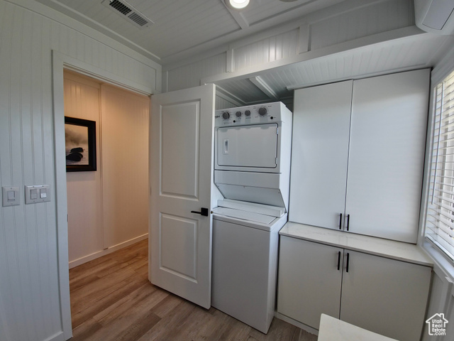 Photo 16 for MLS #2094279 at 900 Altamont Rd