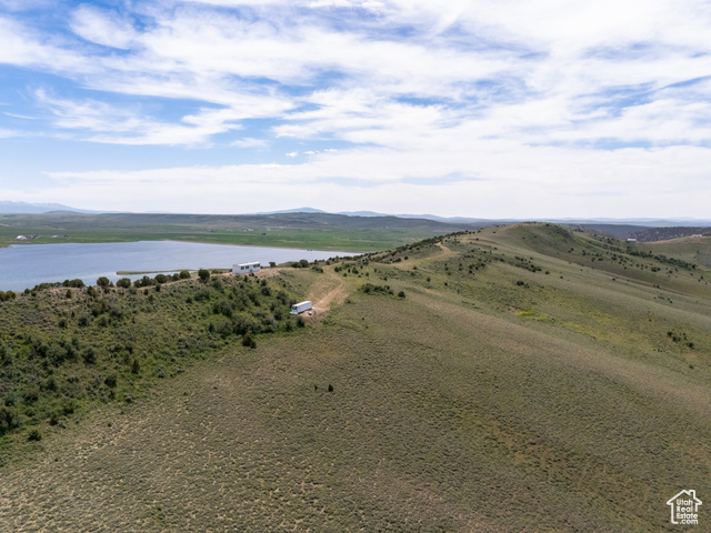 Photo 25 for MLS #2094279 at 900 Altamont Rd