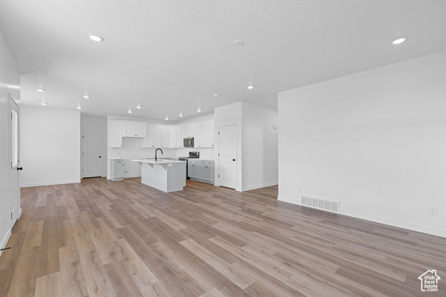 Photo 10 for MLS #2094331 at 274 N 825 West