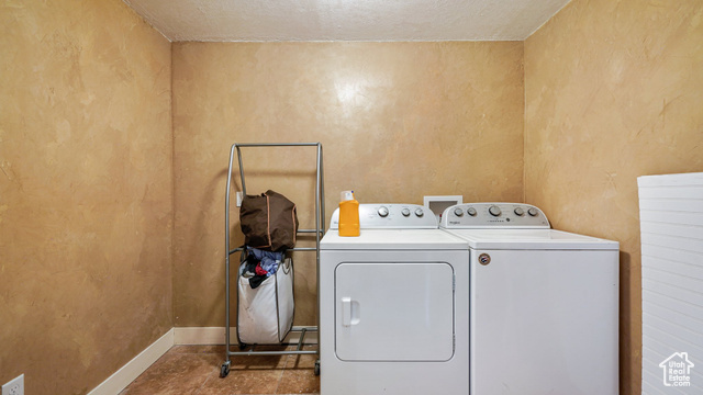 Photo 38 for MLS #2094384 at 332 W Hillside Dr