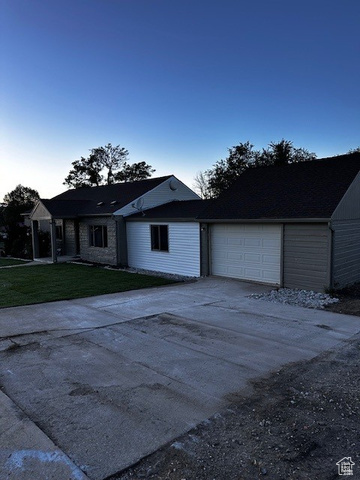 Photo 4 for MLS #2094444 at 161 E 200 South