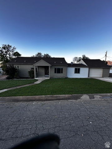 Photo 2 for MLS #2094444 at 161 E 200 South