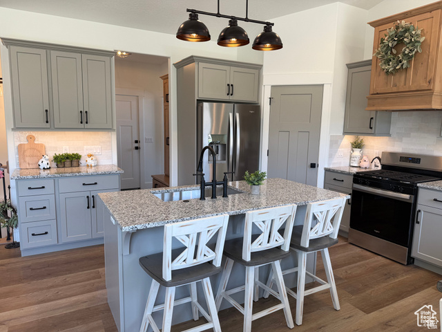 Photo 7 for MLS #2094545 at 405 E Sabra Way #101