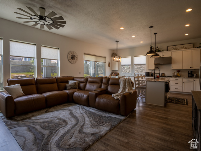 Photo 12 for MLS #2094553 at 4821 W Juniper Bend Cir