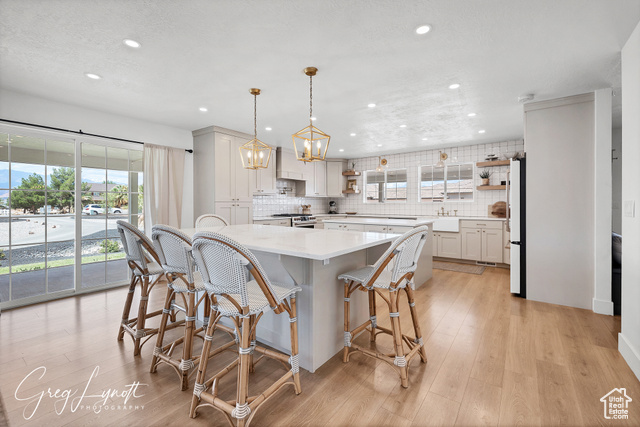 Photo 2 for MLS #2094601 at 3296 E 2000 South