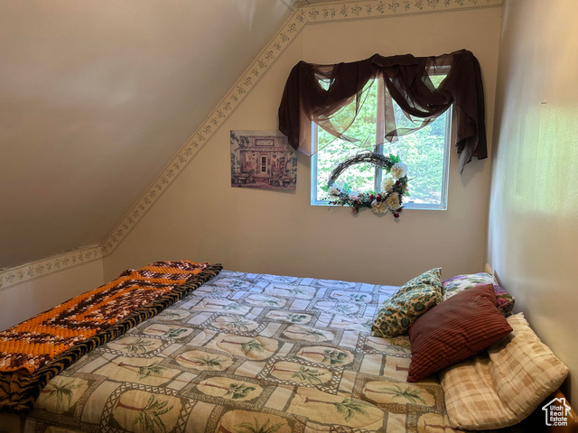 Photo 25 for MLS #2094605 at 468 E Trail Rd