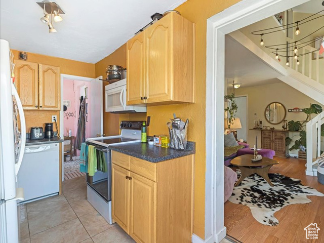 Photo 8 for MLS #2094644 at 64 N F St