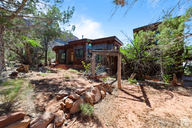 Photo 50 for MLS #2094650 at 338 Taylor Ln