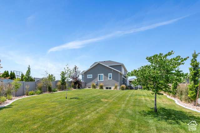 Photo 40 for MLS #2094665 at 6462 W Shawnee Marie Way