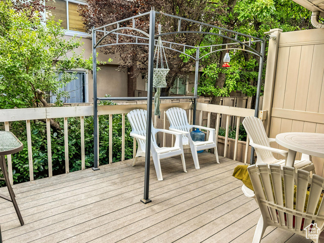 Photo 8 for MLS #2094671 at 1876 E Casino Way