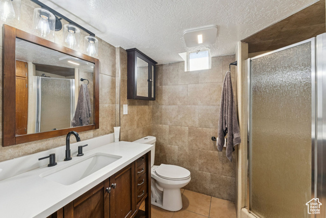 Photo 17 for MLS #2094691 at 3035 Brinker Ave