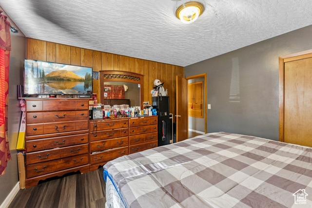 Photo 10 for MLS #2094691 at 3035 Brinker Ave