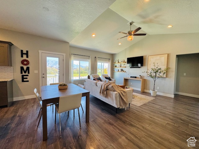Photo 5 for MLS #2094758 at 3140 S Straight St
