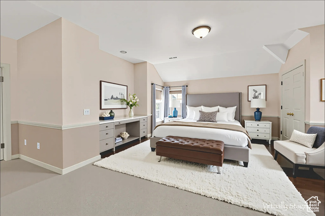 Photo 32 for MLS #2094775 at 2058 E Oak Manor Dr