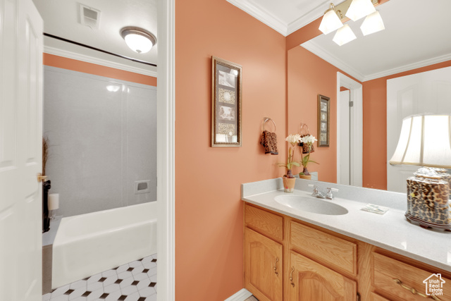 Photo 37 for MLS #2094775 at 2058 E Oak Manor Dr