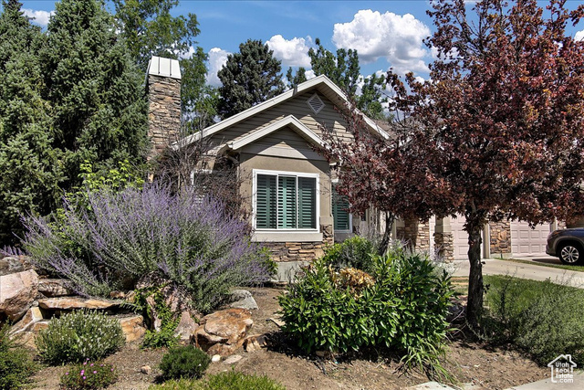 609 E CLEARWATER DR, Layton UT 84041