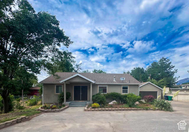 841 E 8600 S, Sandy UT 84094