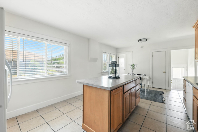Photo 9 for MLS #2094843 at 250 E 2100 South