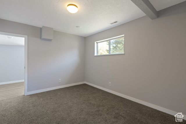 Photo 12 for MLS #2094851 at 3530 Jefferson Ave