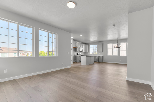 Photo 7 for MLS #2094874 at 2562 S Sinbad Way