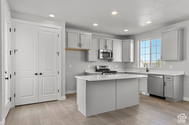 Photo 9 for MLS #2094874 at 2562 S Sinbad Way