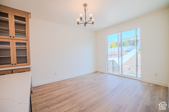 Photo 9 for MLS #2094892 at 7169 W Moorepark Pl