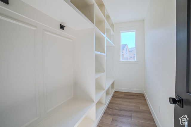Photo 13 for MLS #2094892 at 7169 W Moorepark Pl